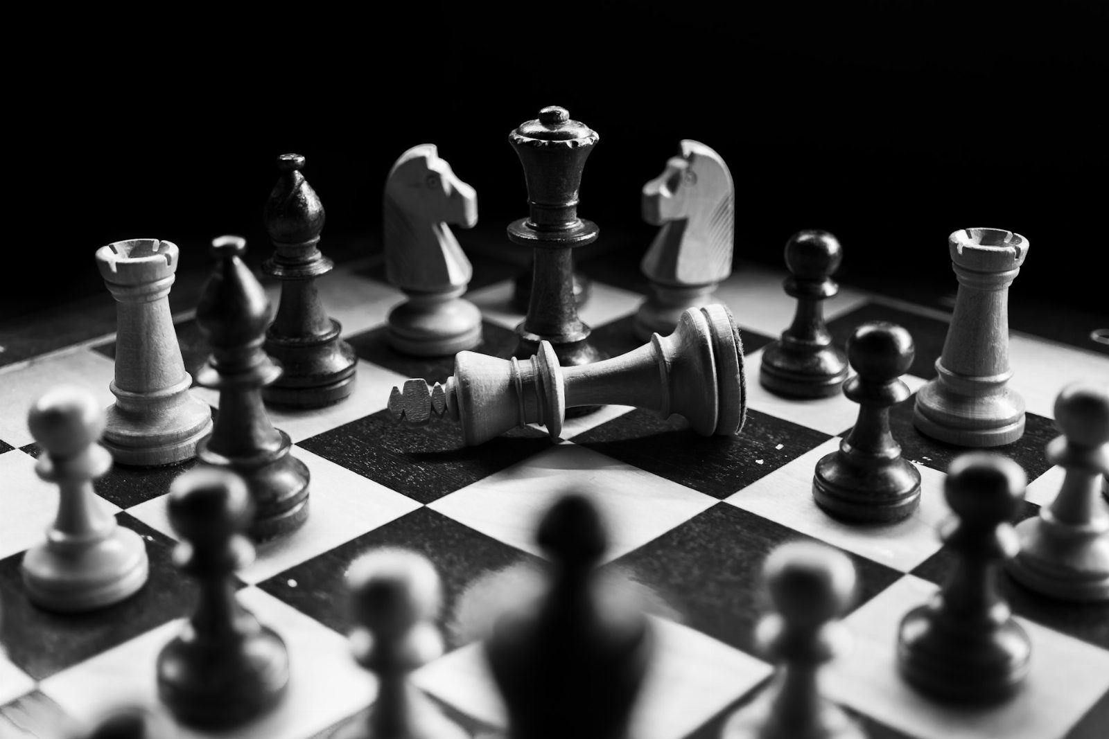 Chess board grandmaster prodigy pieces